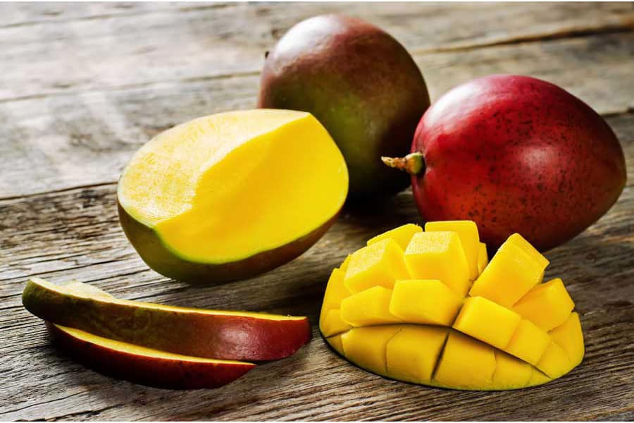 are mangoes safe for dogs