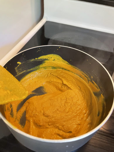 How to Make Golden Paste for Dogs