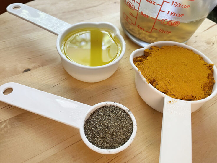 How to Make Golden Paste for Dogs